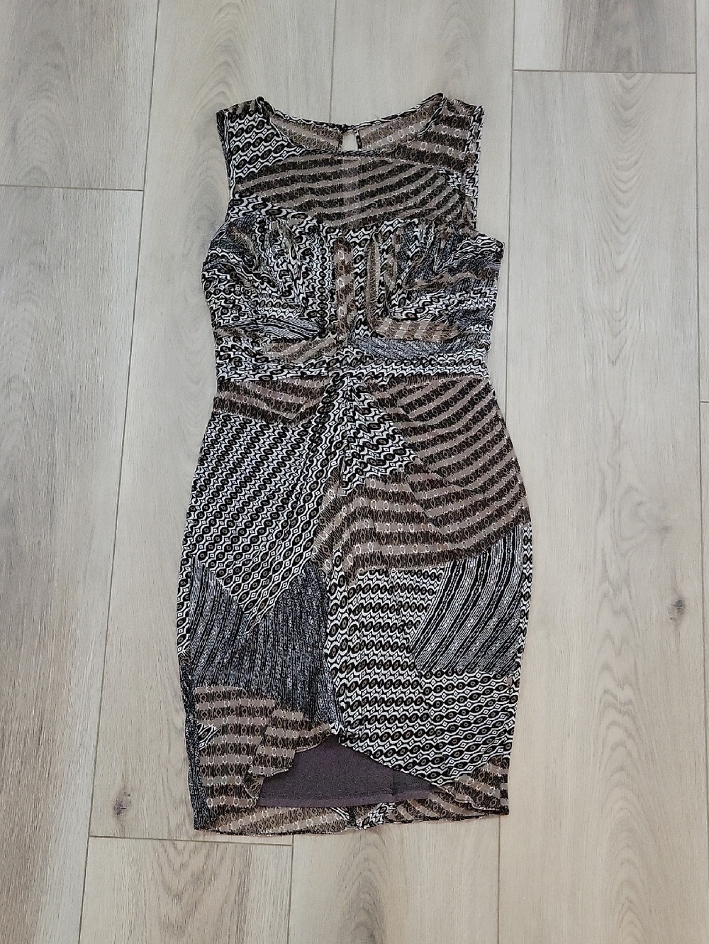 Sleeveless Patterned Bodycon Dress in Brown and Black